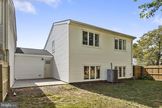 Building Photo - 111 Hidden Valley Ln