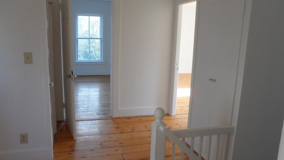 Building Photo - 45 Bakery