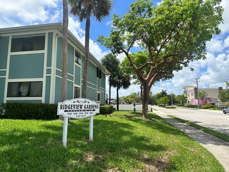 Building Photo - 19700 SW 103rd Ct