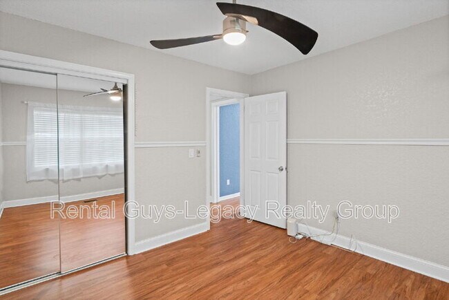 Building Photo - 3872 Marianna Rd
