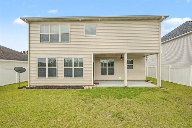 Building Photo - 4 Bed/3.5 Bath Home in The Palms at New Hampstead