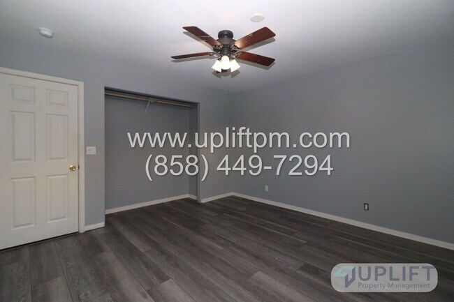 Building Photo - 5304 Nutmeg St