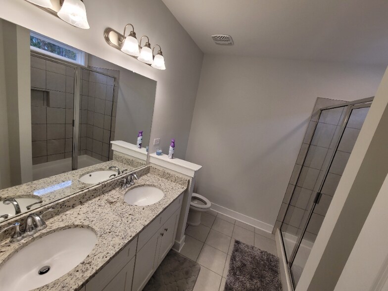 Building Photo - 8204 S Antler Dr