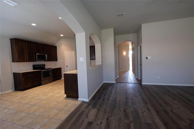 Building Photo - 3102 W Charles Ct