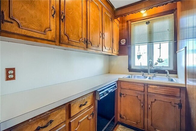 Pantry - 60 Maplewood Ave