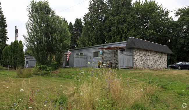 Building Photo - 540 SE 212th Ave
