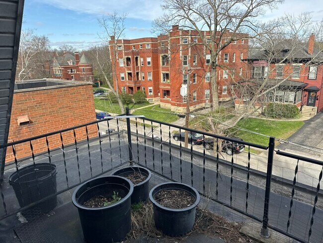 Building Photo - 3431 Telford St