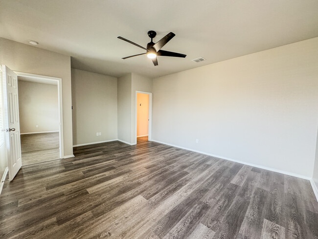 Building Photo - 13019 Heathers Elm