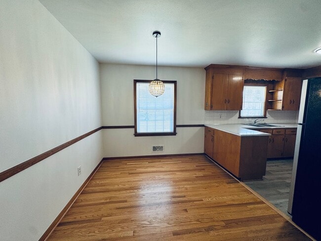 Building Photo - Charming Brick Ranch Home in Campbell County