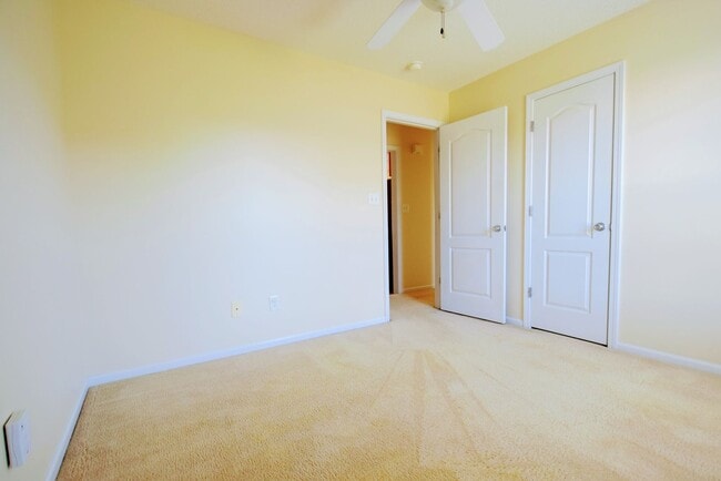 Building Photo - 1445 Avoncroft Dr