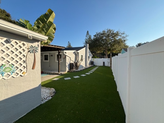 Building Photo - 757 52nd Ave N