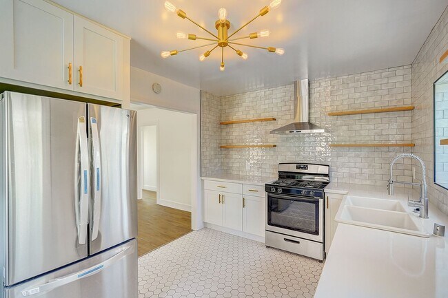 Building Photo - 2909 Cimarron St