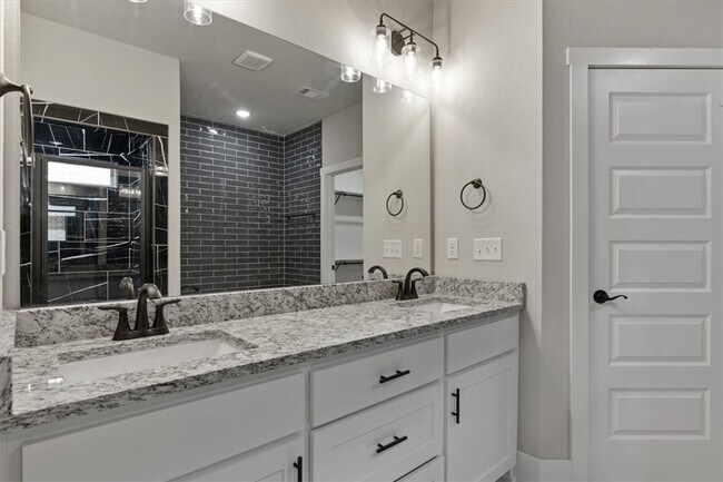 Building Photo - 7005 SW High Meadow Blvd