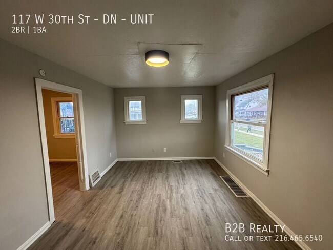 Building Photo - 117 W 30th St