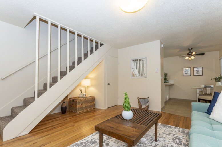 Primary Photo - 2536 SE 29th Ave
