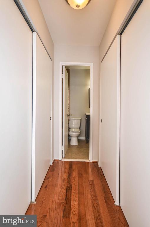 Building Photo - 9316 Jarrett Ct