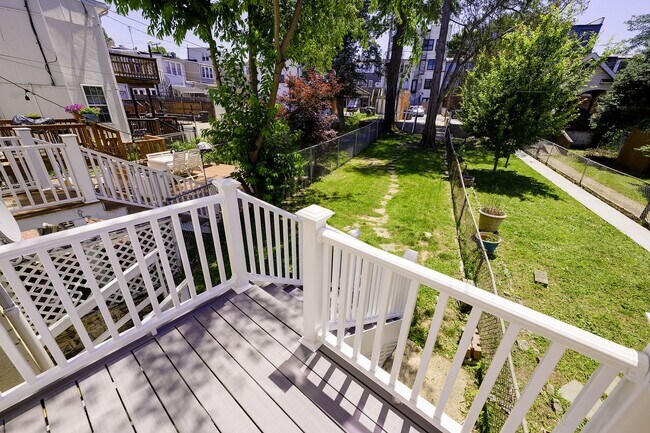 Building Photo - Charming & Renovated Petworth Rowhouse with Parking -  Available Now!