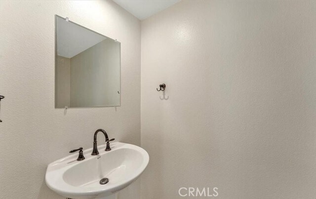 Building Photo - 23889 Cruise Cir Dr
