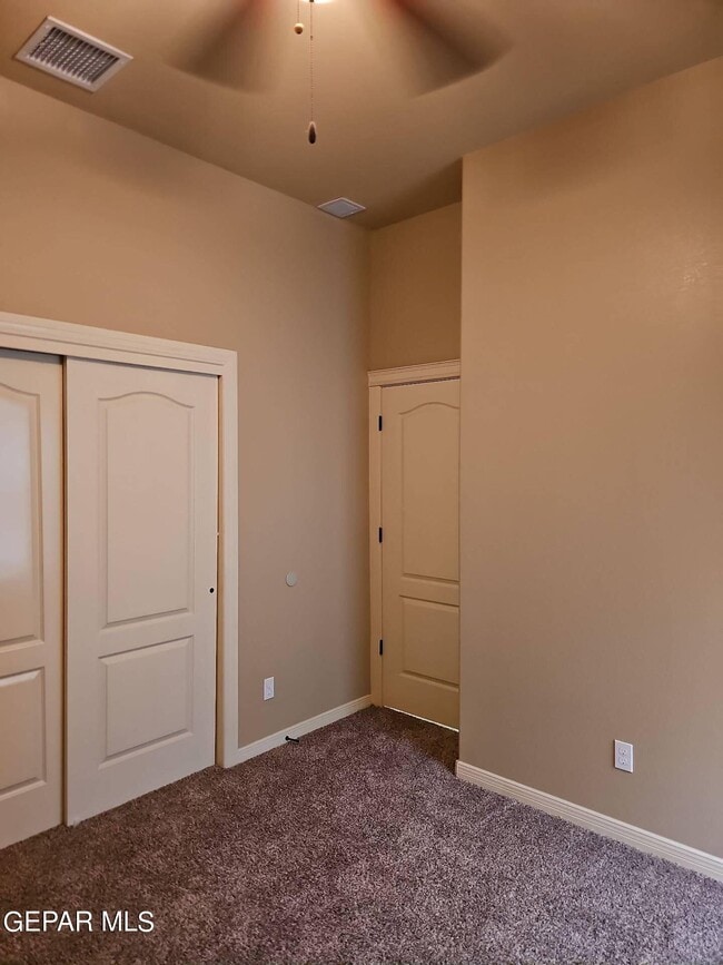 Building Photo - 3704 Grand Bahamas Dr