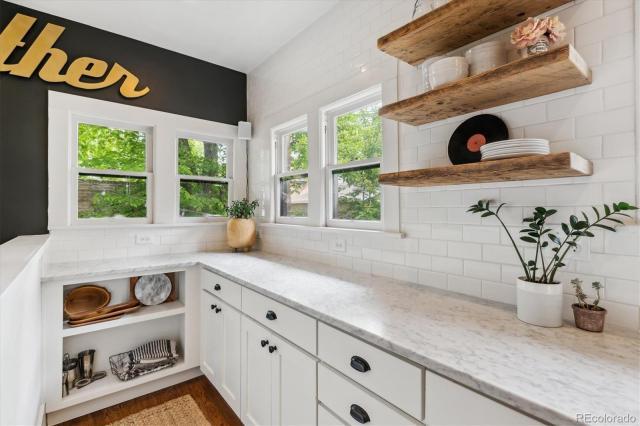 Building Photo - 3 bedroom in Denver CO 80207