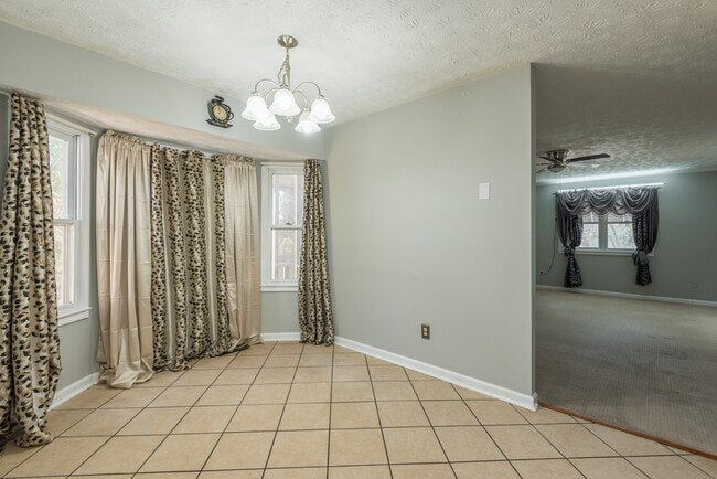 Building Photo - 420 Shelbyville Rd