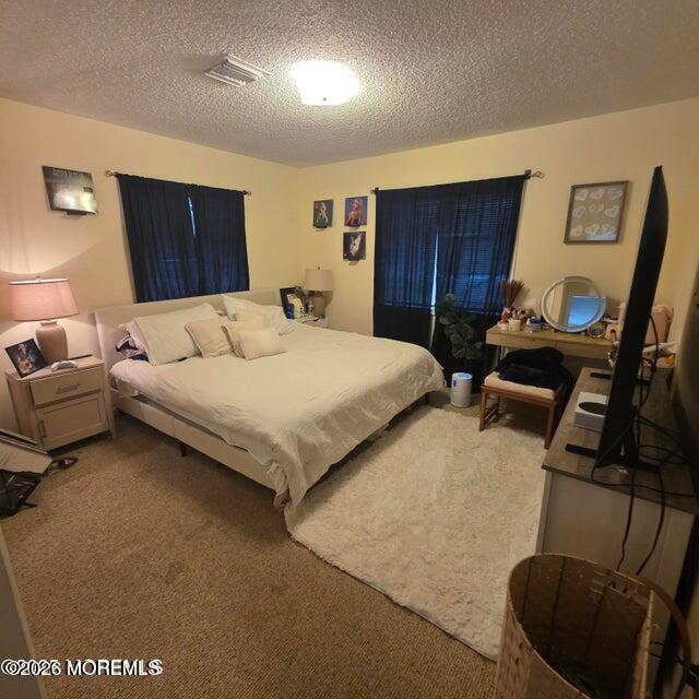 Building Photo - 290 N Main St