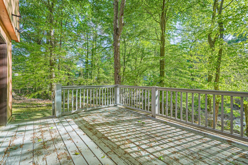 Building Photo - 466 Raven Springs Trail
