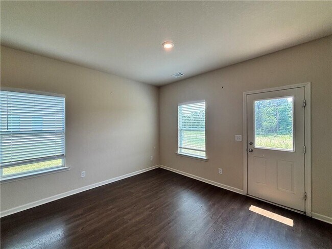 Building Photo - 160 Innis Brk Cir SW
