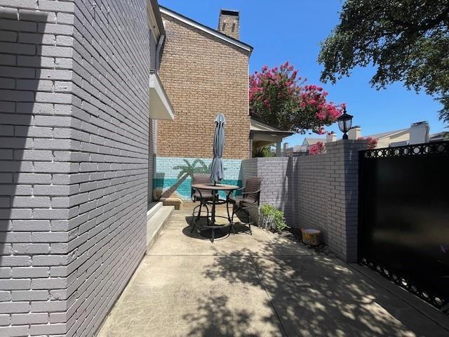 Building Photo - 15901 Archwood Ln