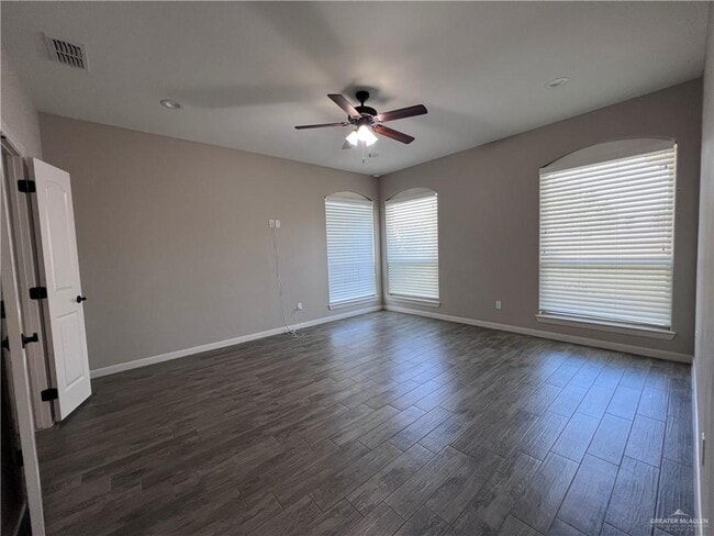 Building Photo - 5016 Escondido Pass