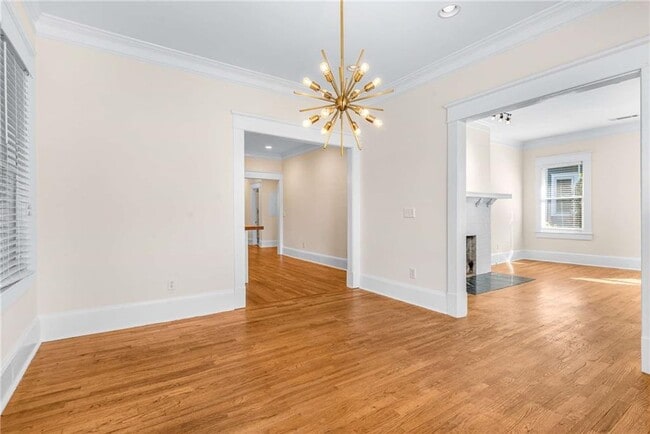 Building Photo - 288 Augusta Ave SE