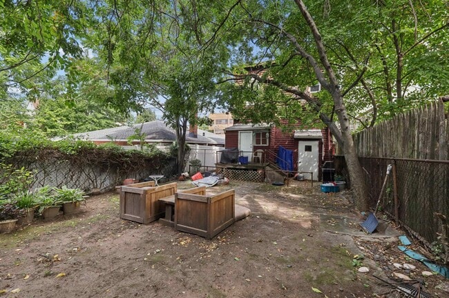 Building Photo - 79 Audubon Ave