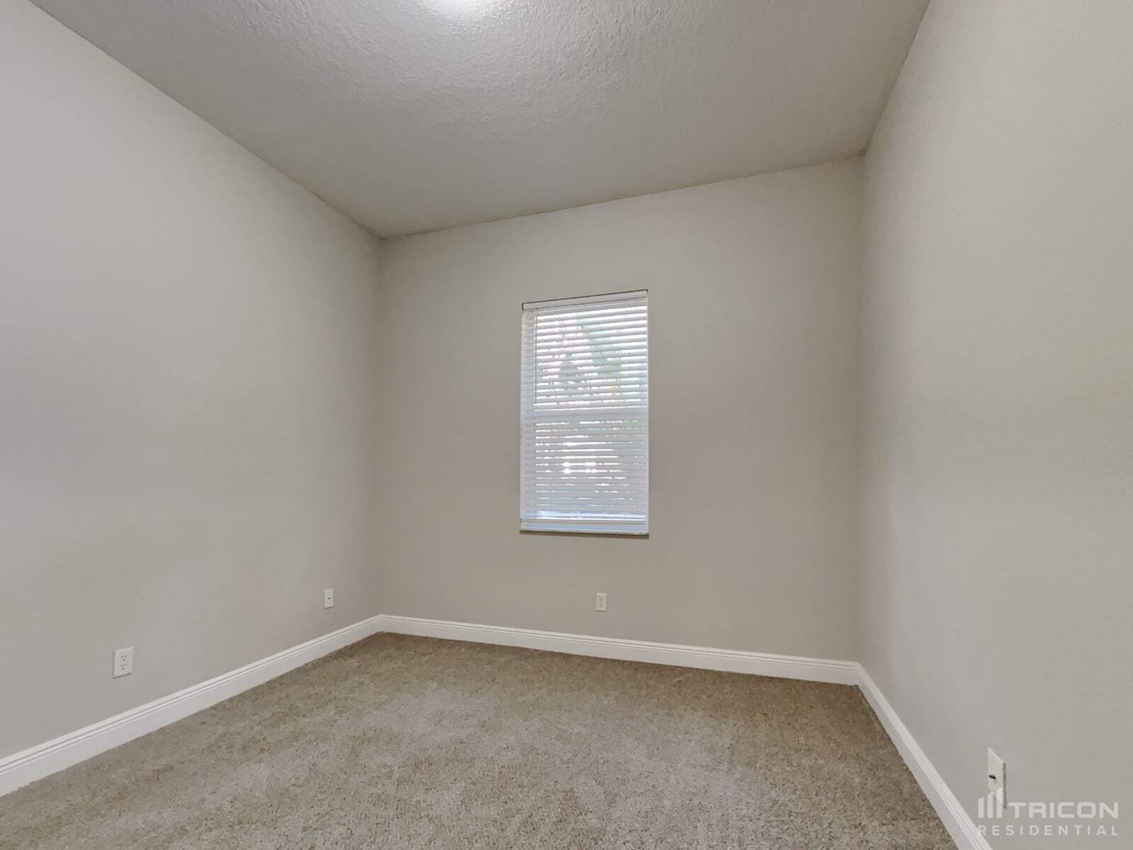 Building Photo - 4534 Highland Creek Dr