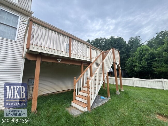 Building Photo - 6423 Westshire Ct