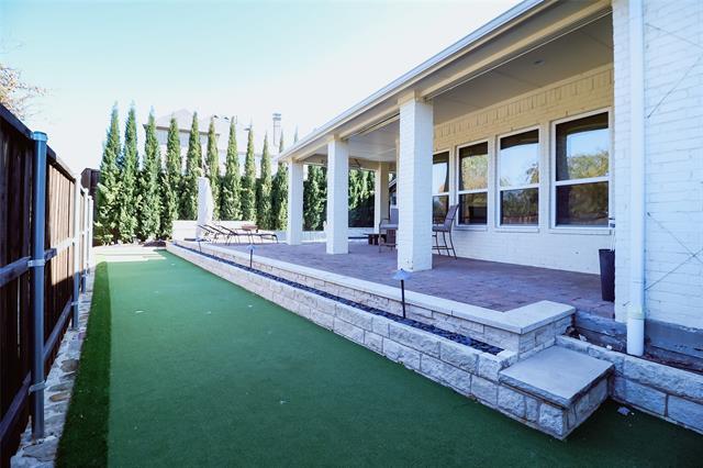 Building Photo - 316 Hollow Way