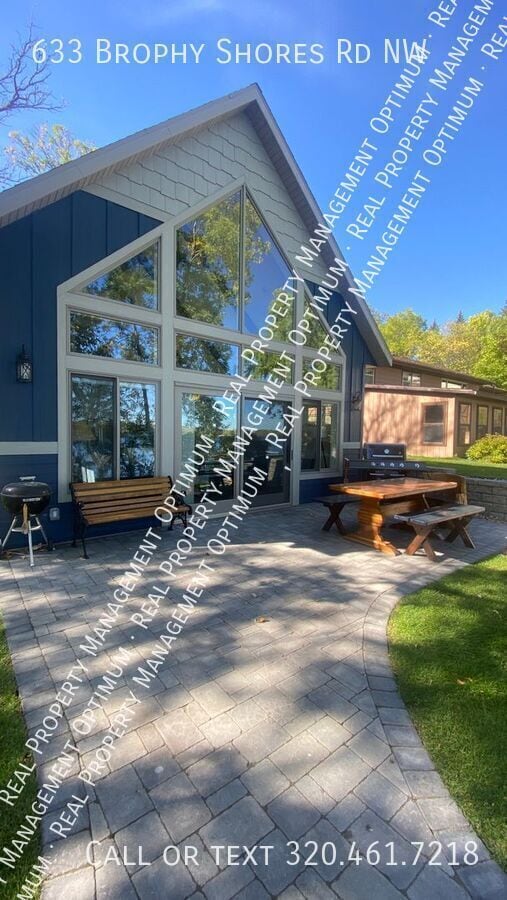 Building Photo - 633 Brophy Shores Rd NW