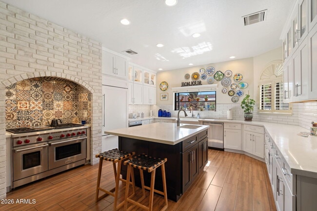 Building Photo - 12917 N 75th St