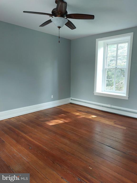 Building Photo - 1272 Pawlings Rd