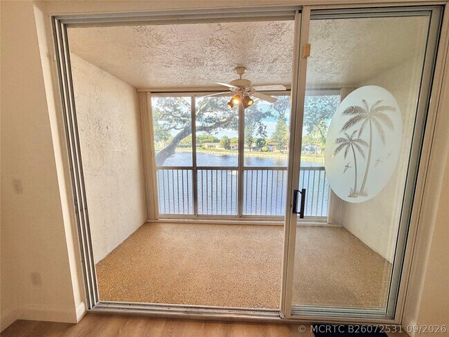 Building Photo - 9587 Weldon Cir