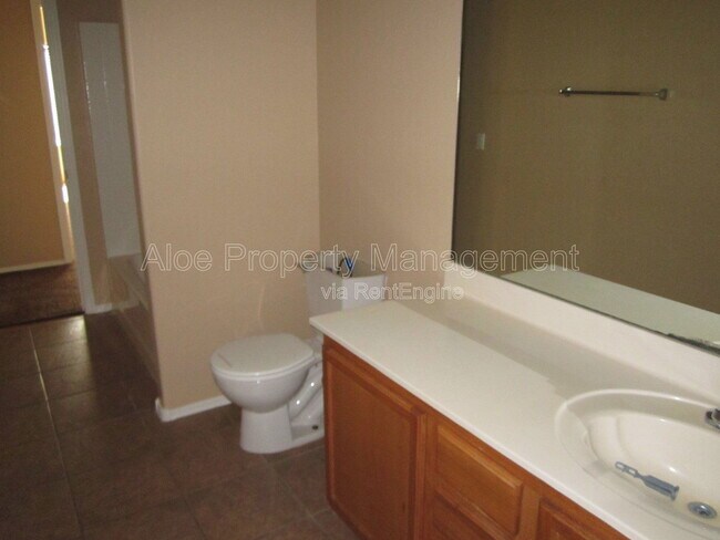 Building Photo - 18671 N Madison Rd