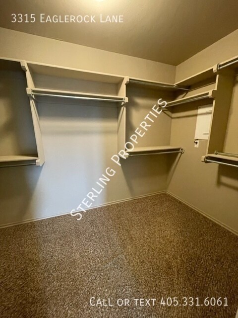 Building Photo - 3315 Eaglerock Ln