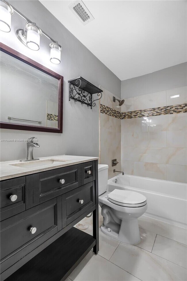 Building Photo - 2530 Coral Springs Dr