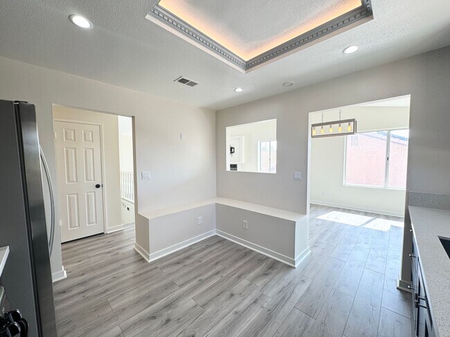Building Photo - 68745 Tachevah Dr