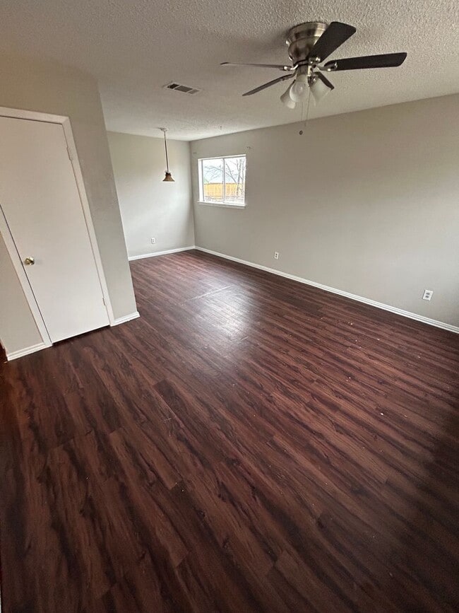 Building Photo - An affordable and perfect home for families or individuals