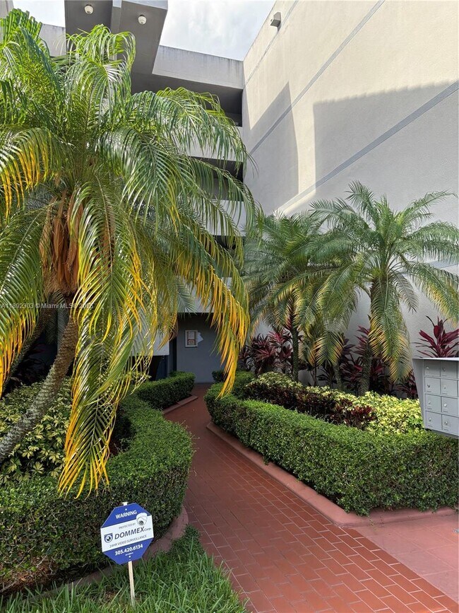 Building Photo - 13255 SW 88th Ln