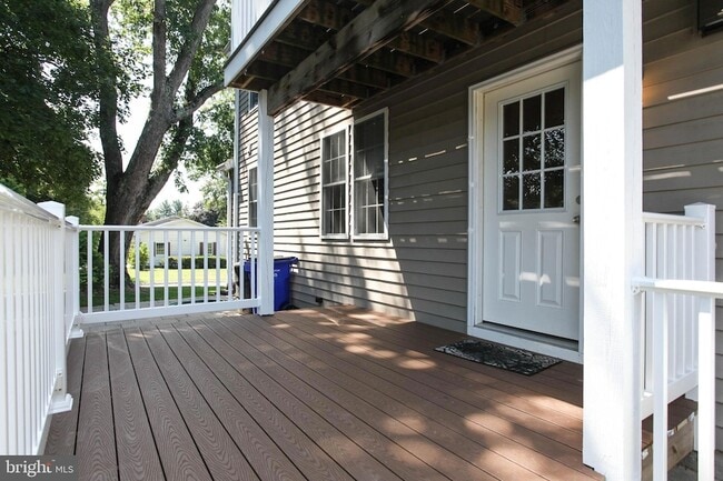 Building Photo - 3263 St Johns Ln