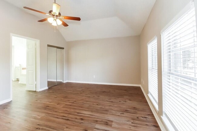 Building Photo - 1207 Chesterwood Dr