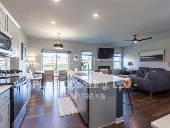 Building Photo - 6420 Kyla Dr