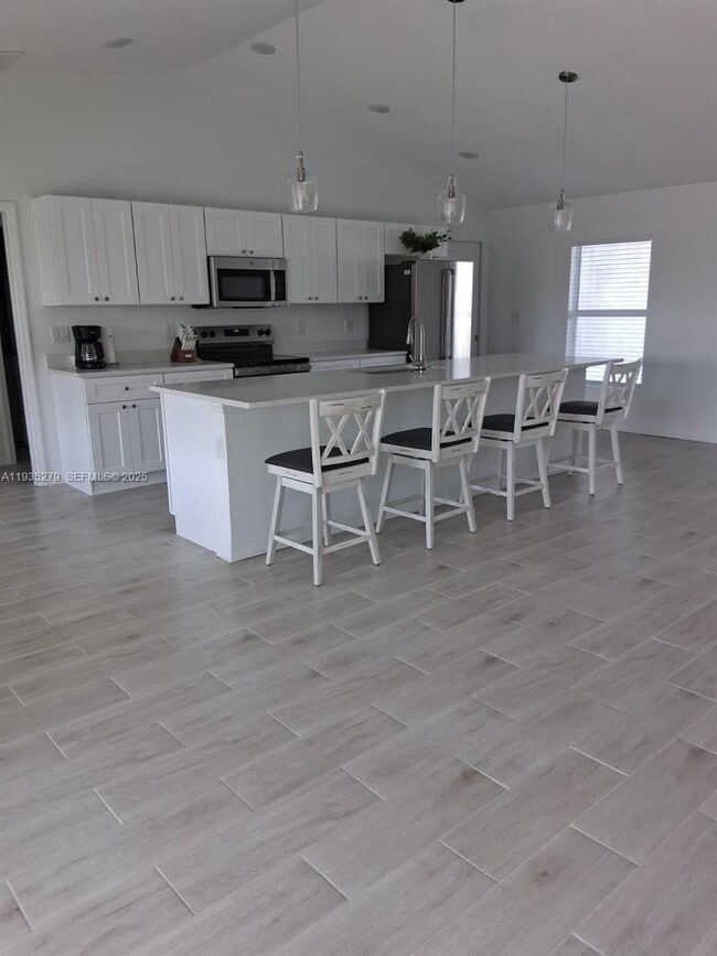 Building Photo - 1828 NW 30th Terrace