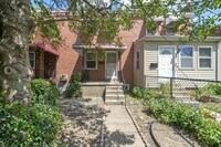 Building Photo - 3033 Seamon Ave